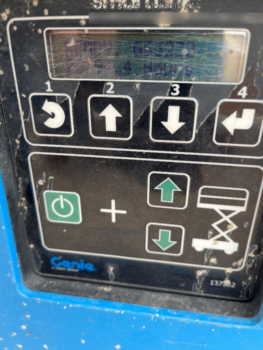 2018 Genie GS-3232 Genie GS3232 Lift w/Folding Rails and Swing Gate