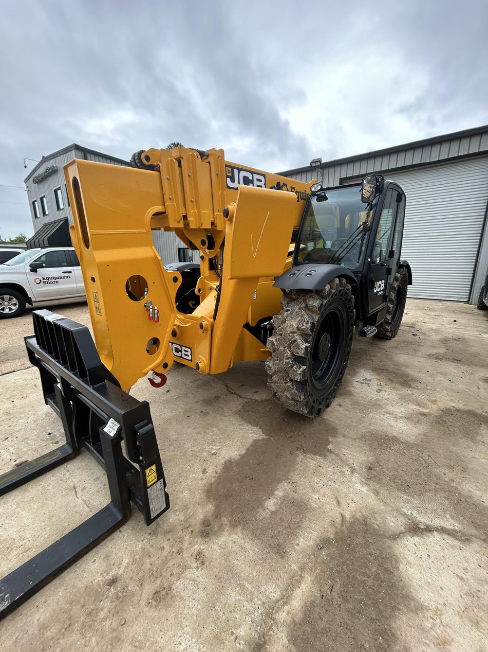 2026 JCB 512-56