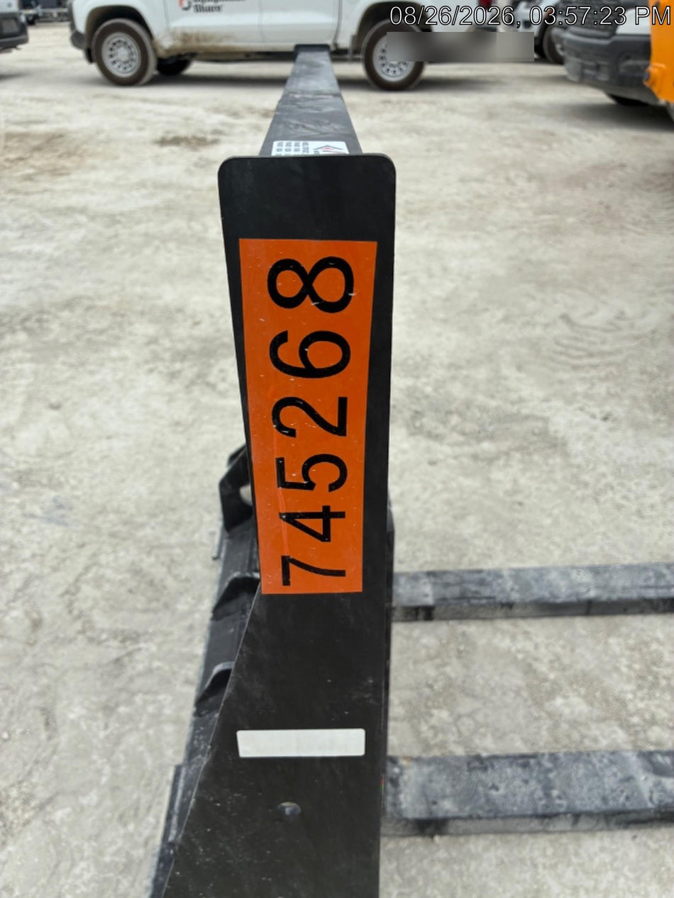 2026 ARROW MATERIAL HANDLING 72" Pallet Forks - Arrow