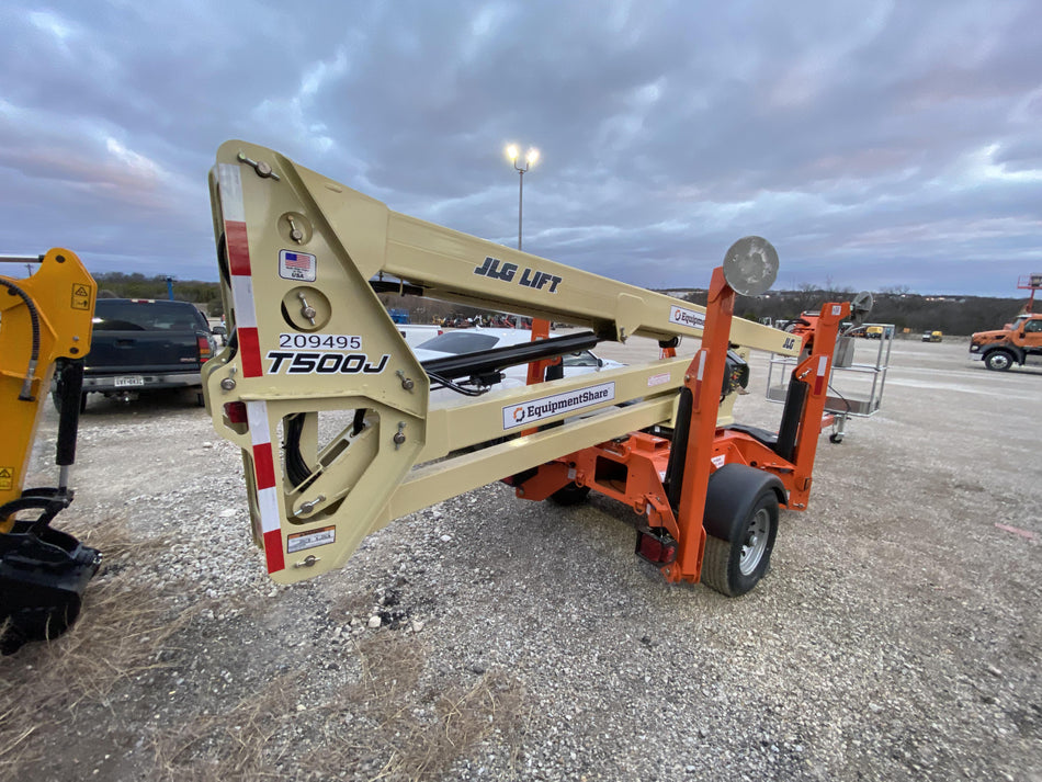 2022 JLG T500J