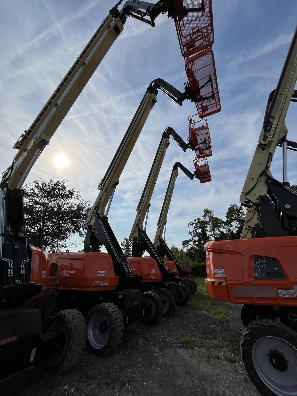 2025 JLG 660SJ
