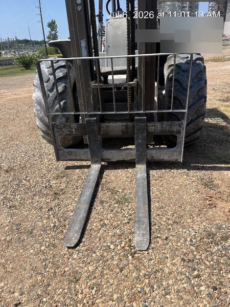2021 CASE 588H