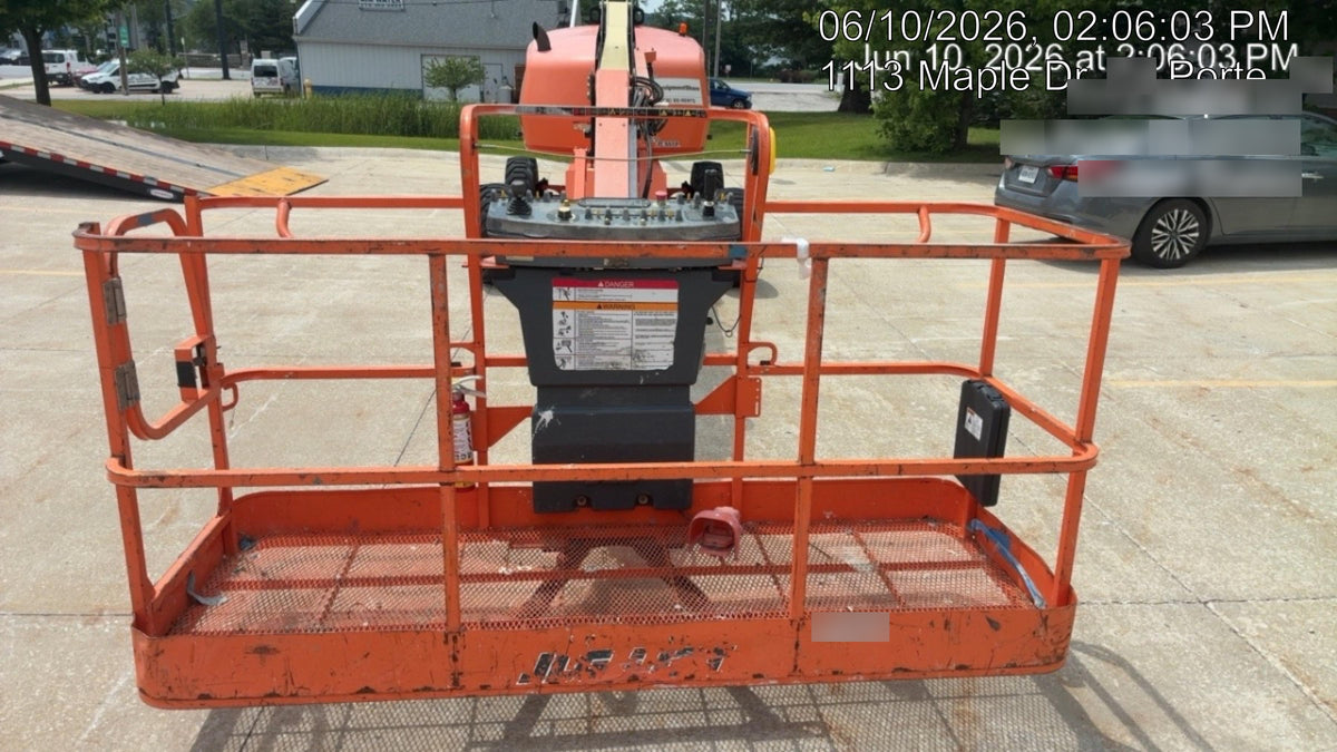 2019 JLG 460SJ