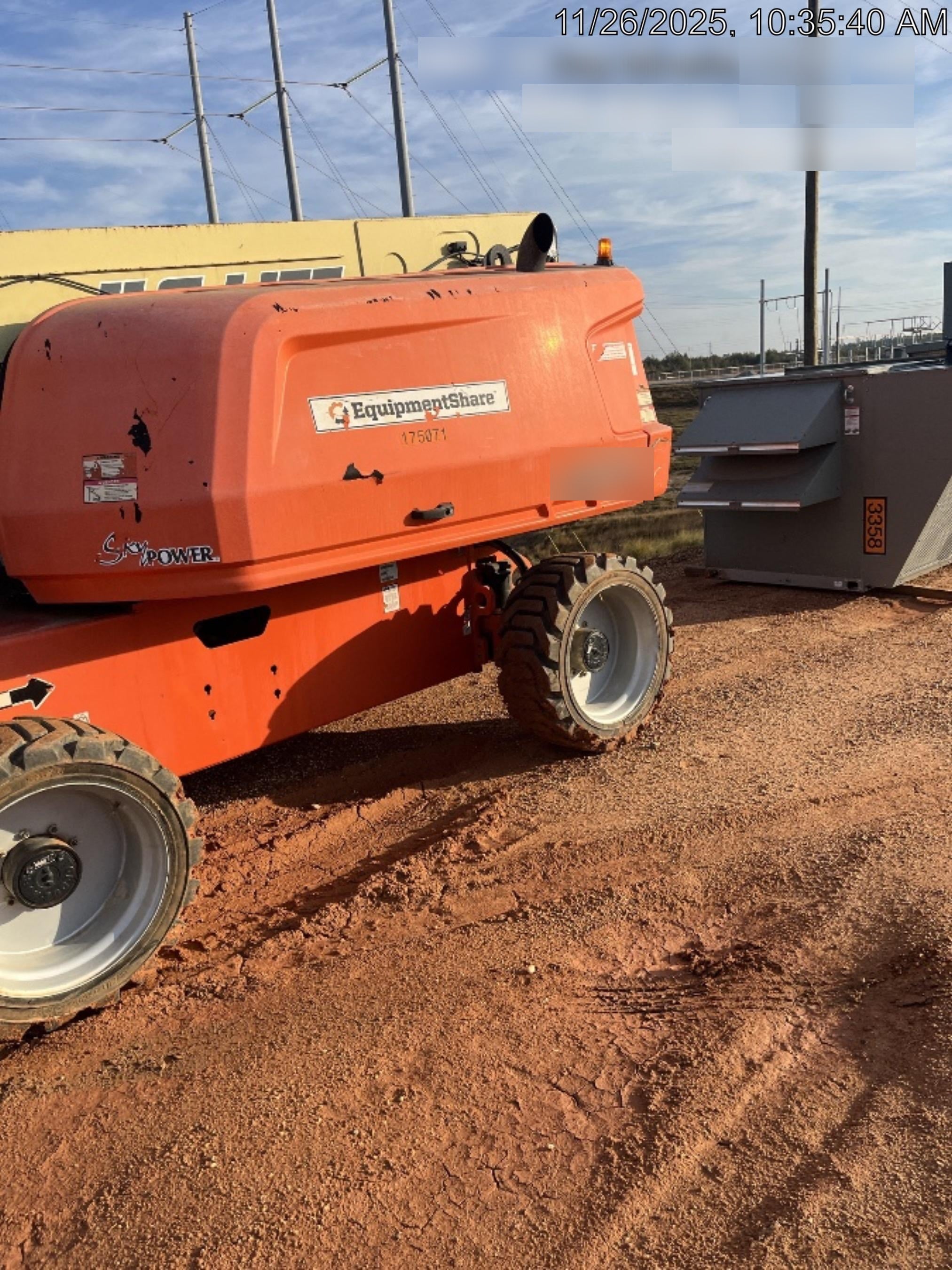 2021 JLG 660SJ
