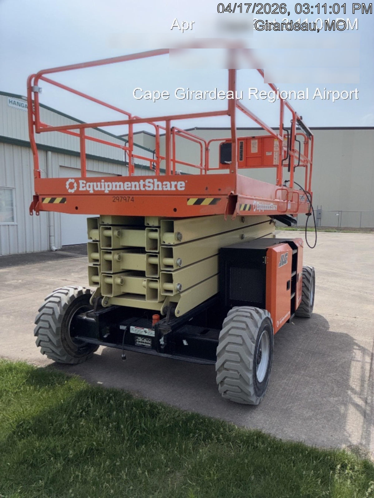 2023 JLG RT4394