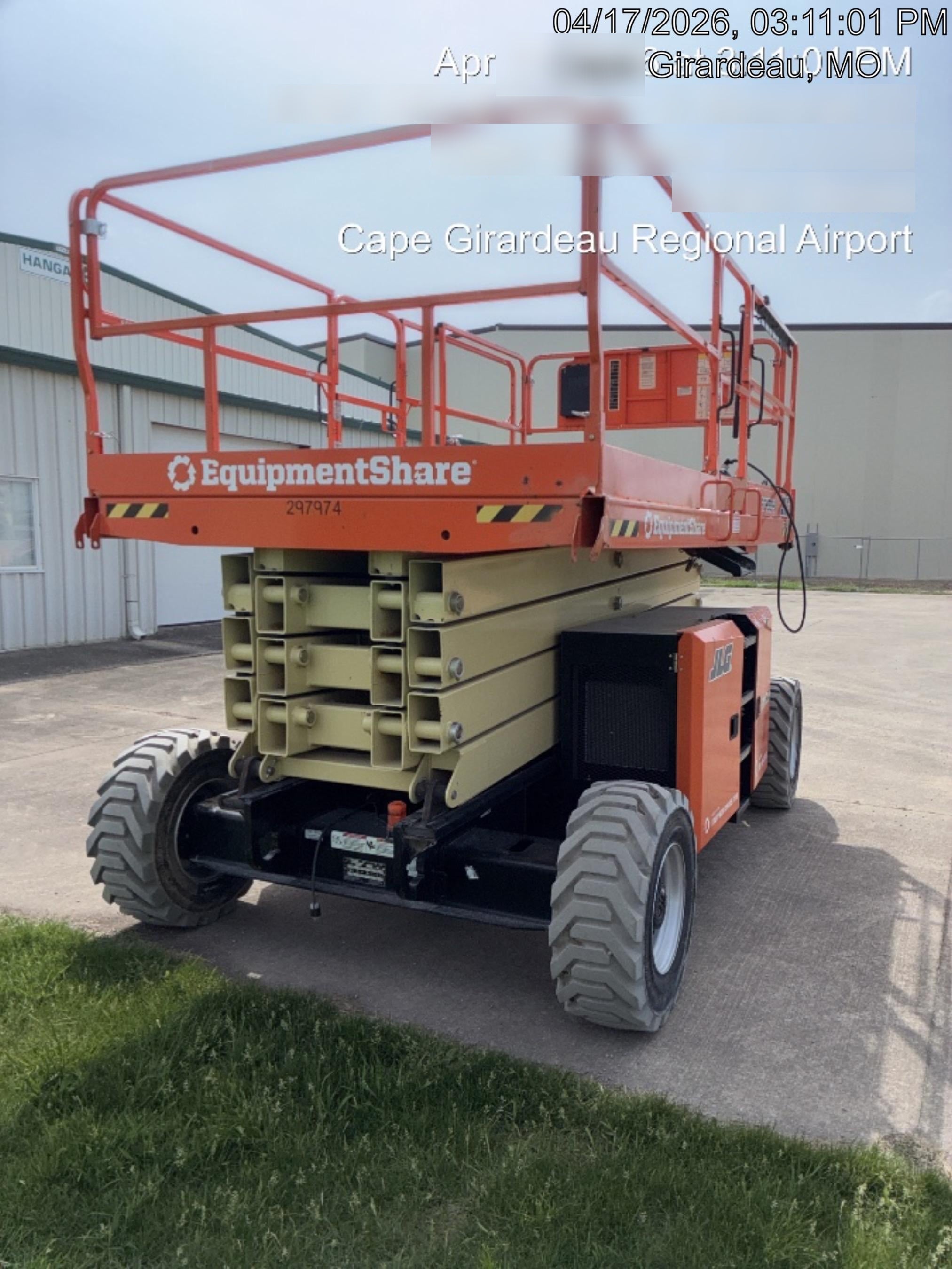 2023 JLG RT4394