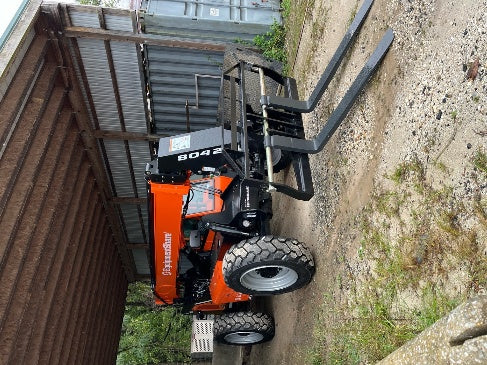 2024 SKYTRAK 8042
