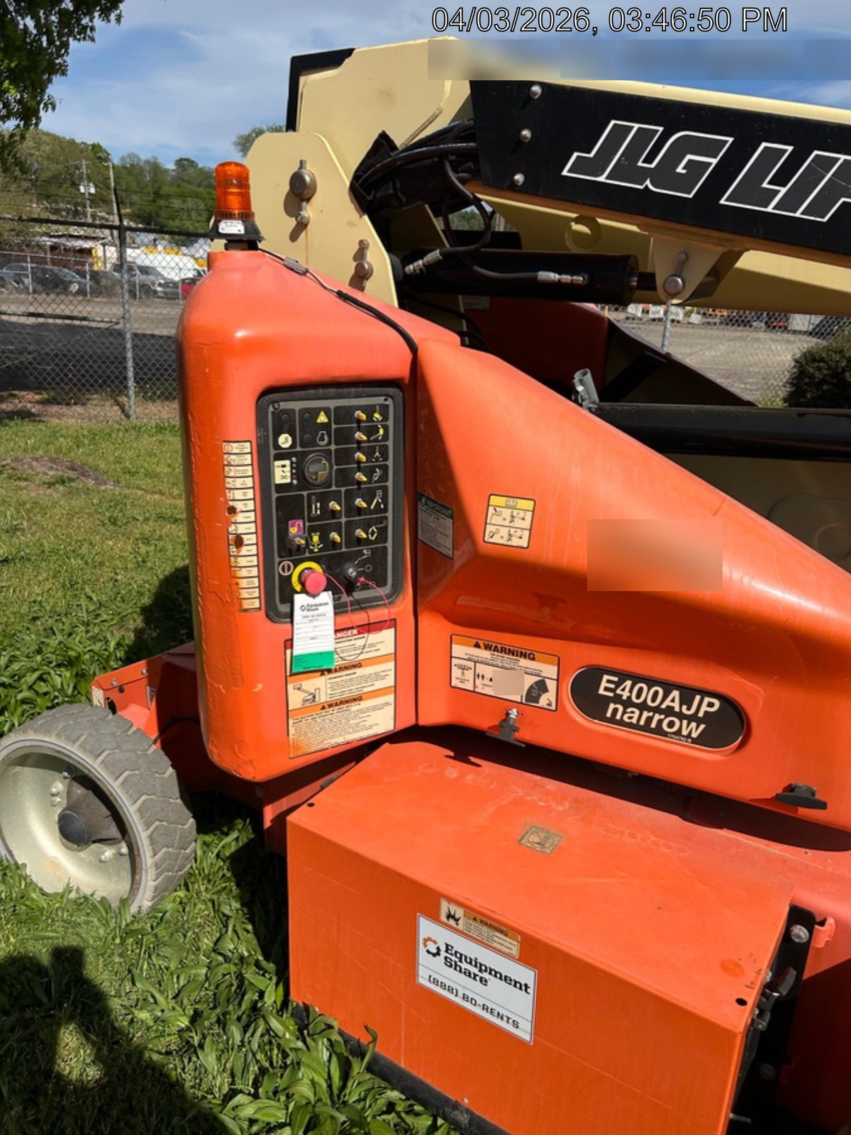 2019 JLG E400AJPN