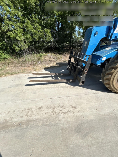 2018 Genie GTH-636 GTH-636 w/Open ROPS, Solid Tires, beacon/work lights, 48" carriage/forks
