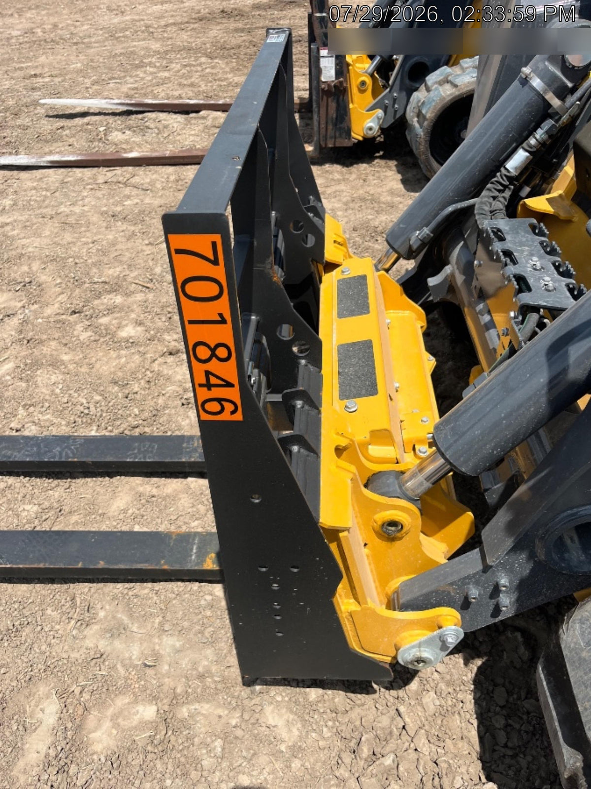 2026 ARROW MATERIAL HANDLING 72" Pallet Forks - Arrow