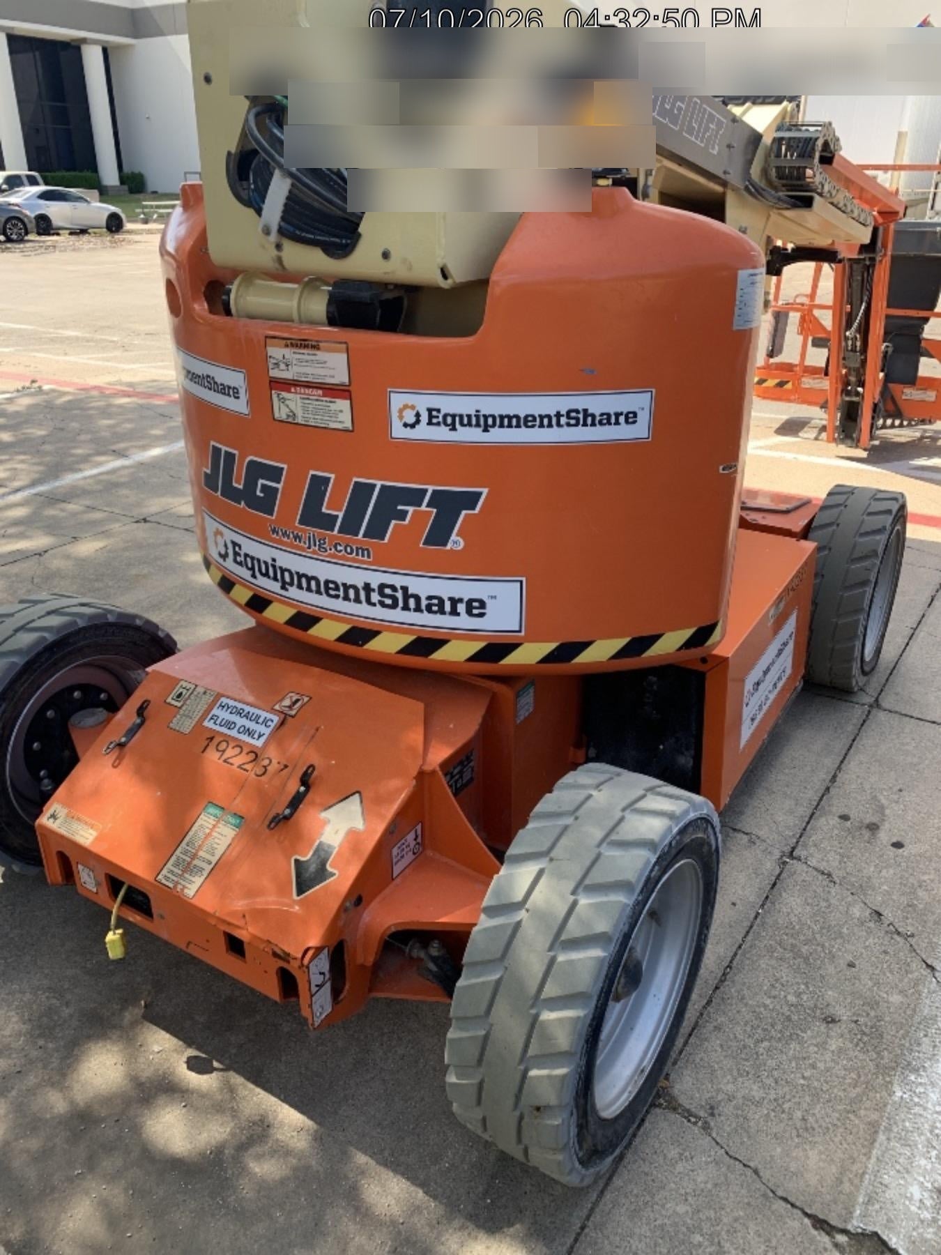 2021 JLG E450AJ