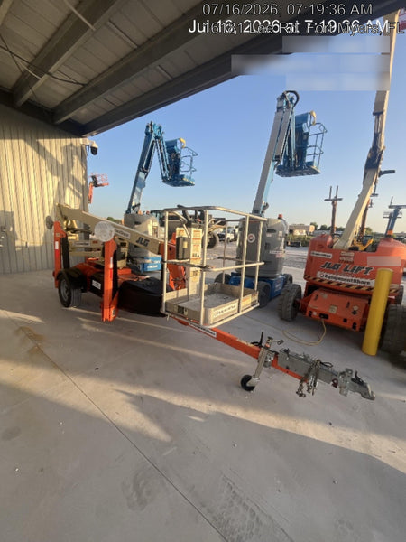 2022 JLG T350