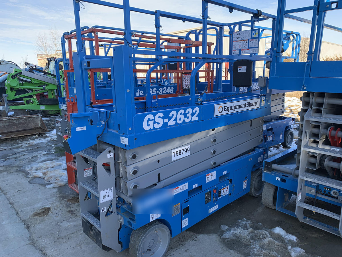2021 GENIE GS-2632