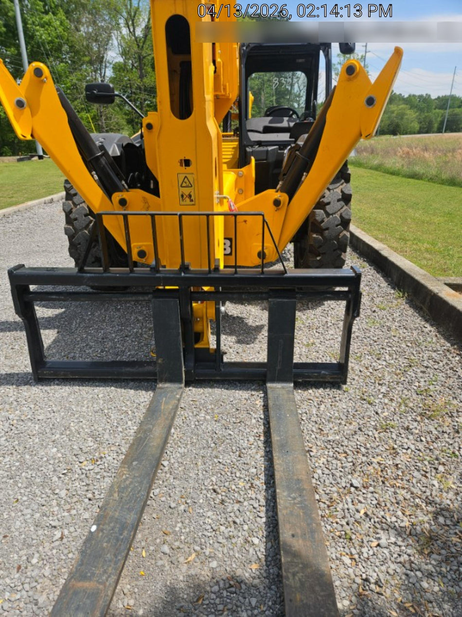 2025 JCB 512-56