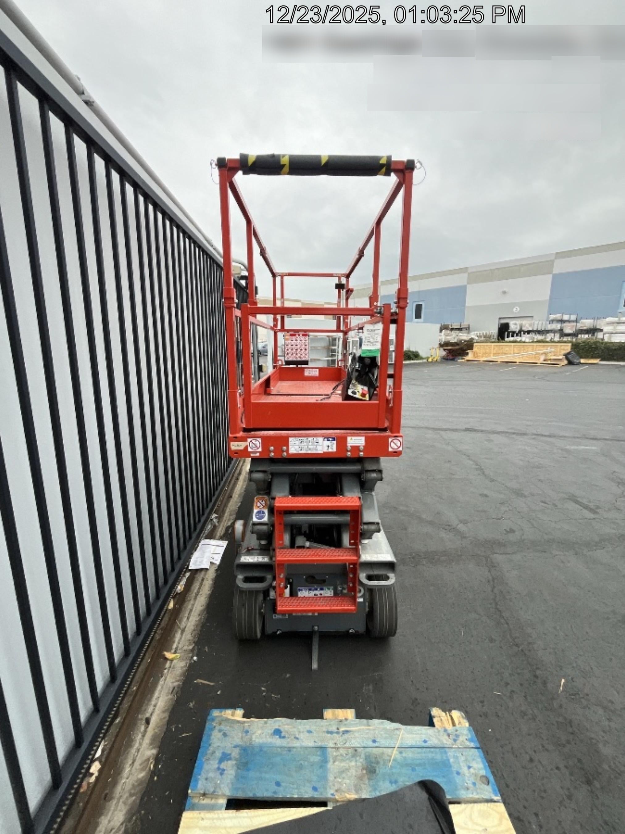 2025 SKYJACK SJ3226