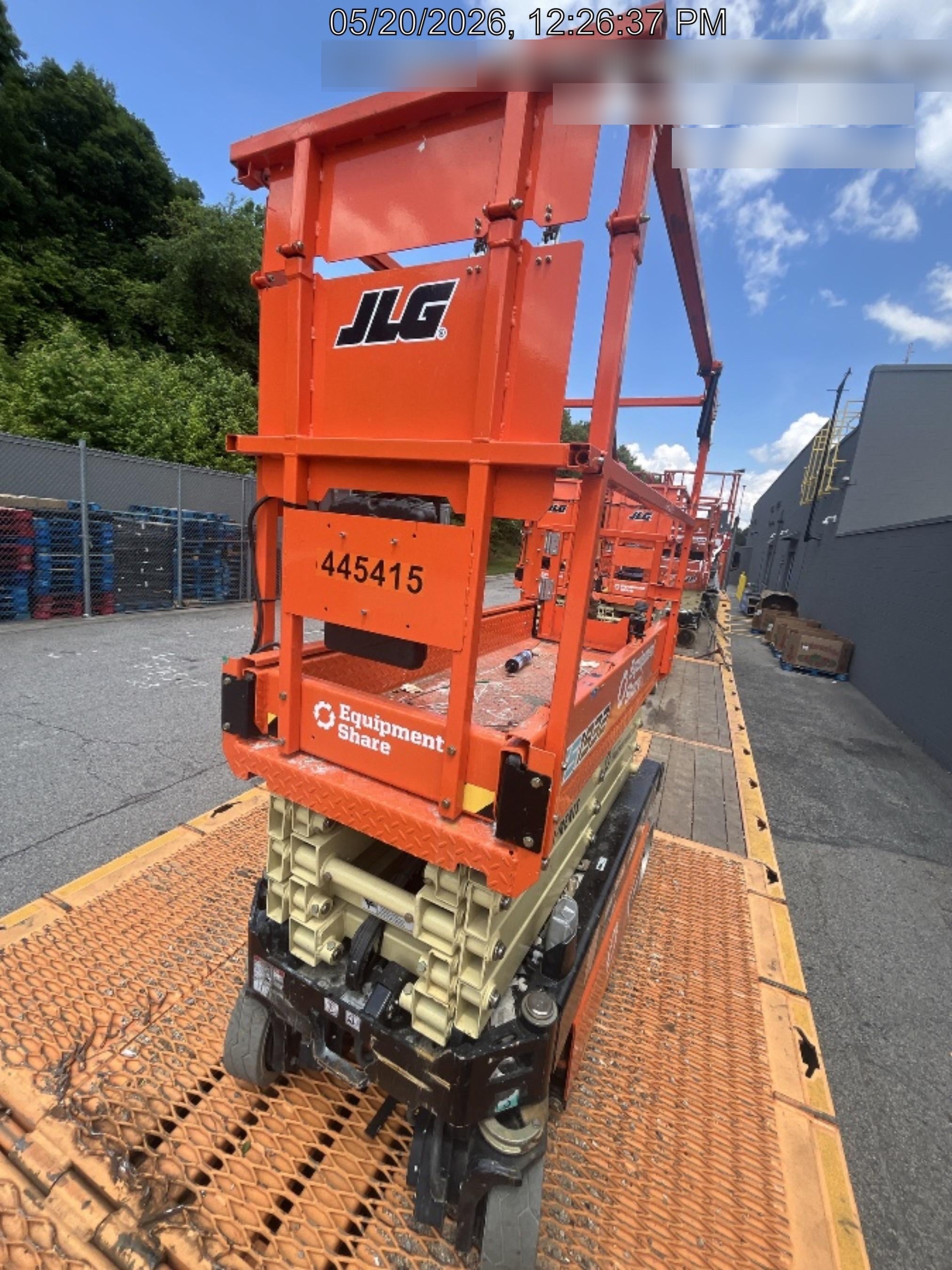 2023 JLG ES1932