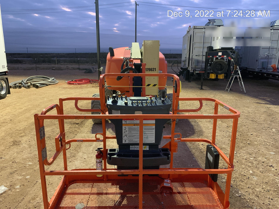 2021 JLG 450AJ