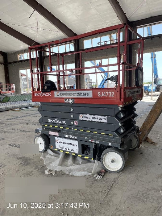 2022 SKYJACK SJ4732