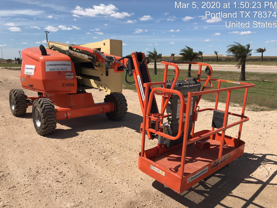 2019 JLG 450AJ