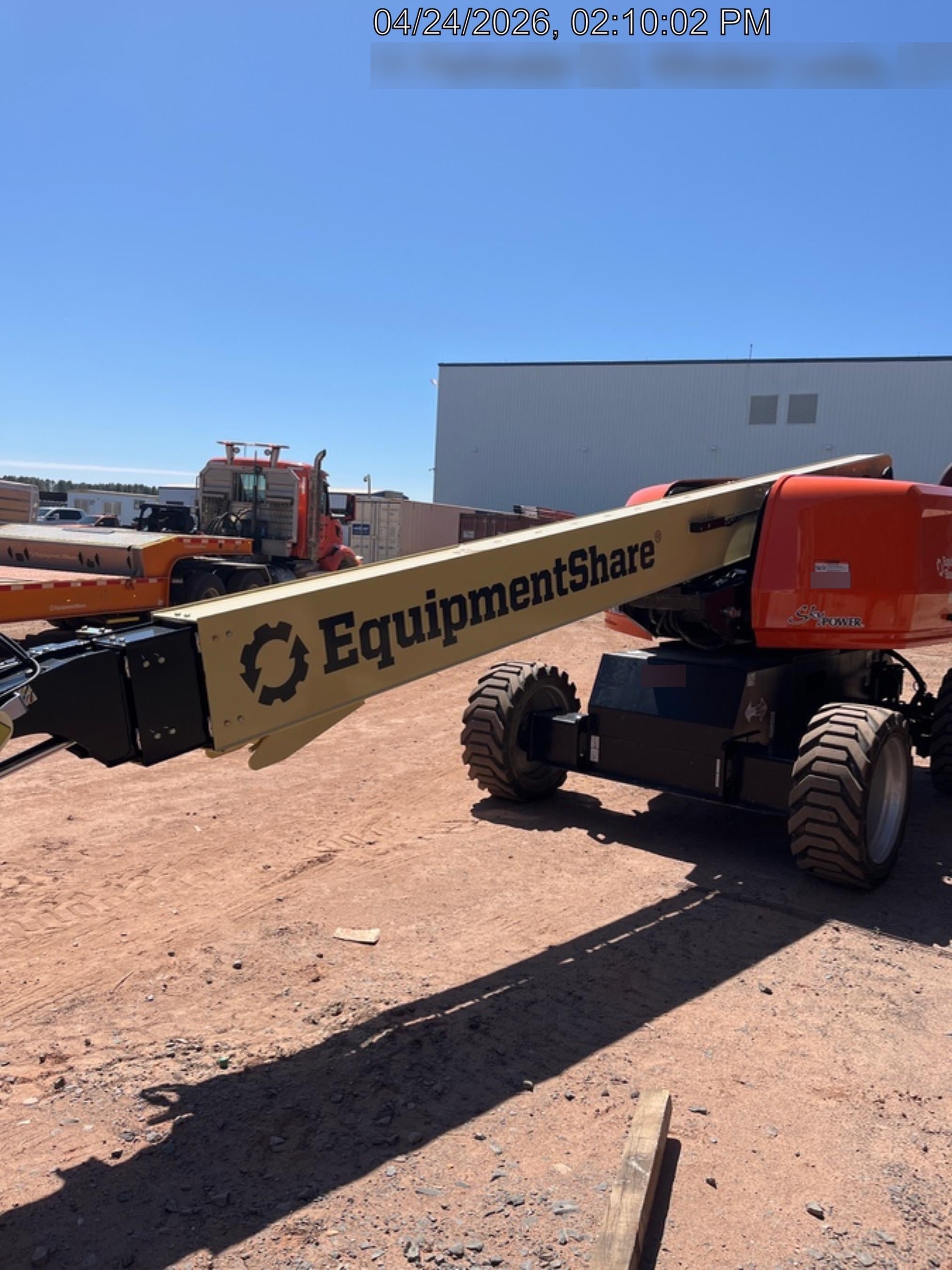 2025 JLG 660SJ
