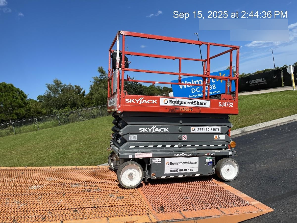 2022 SKYJACK SJ4732