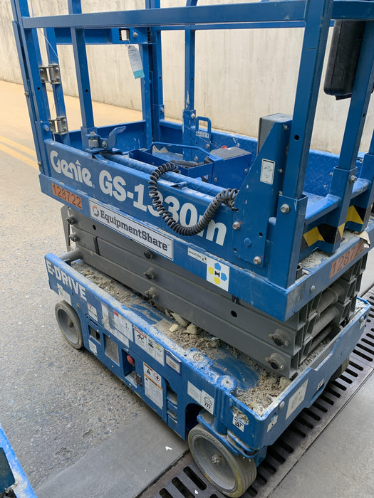 2021 GENIE GS-1330m
