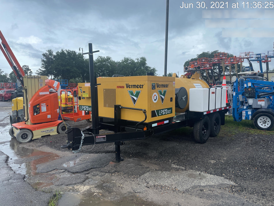 2021 VAC-TRON LP573XDT