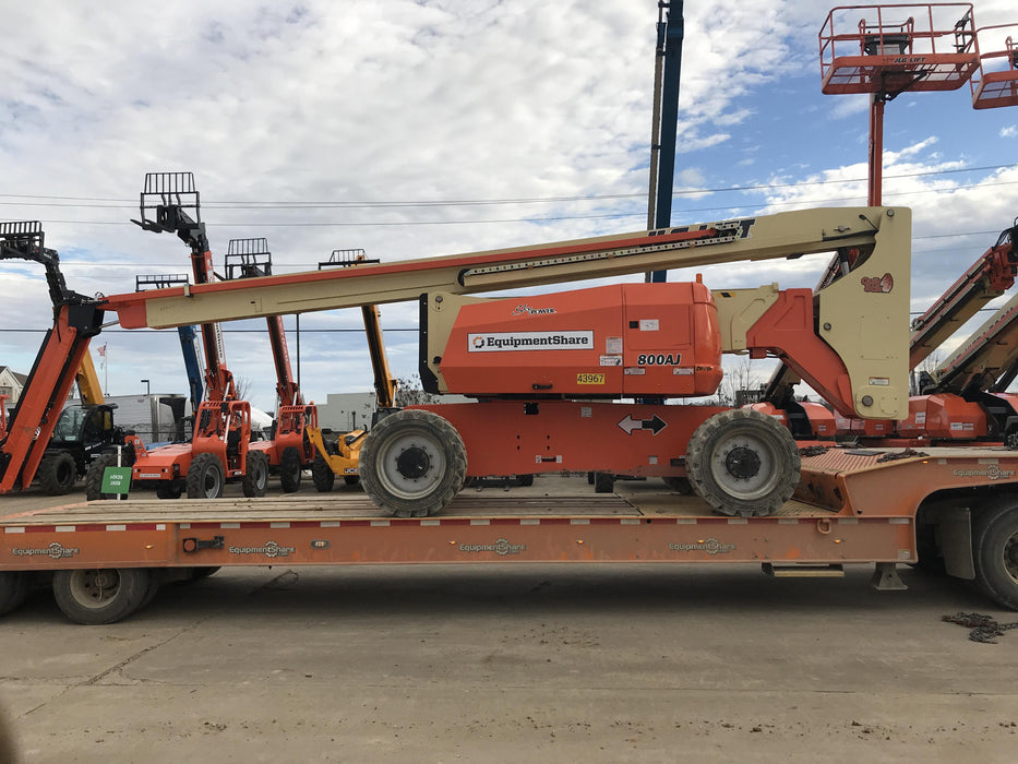 2019 JLG 800AJ