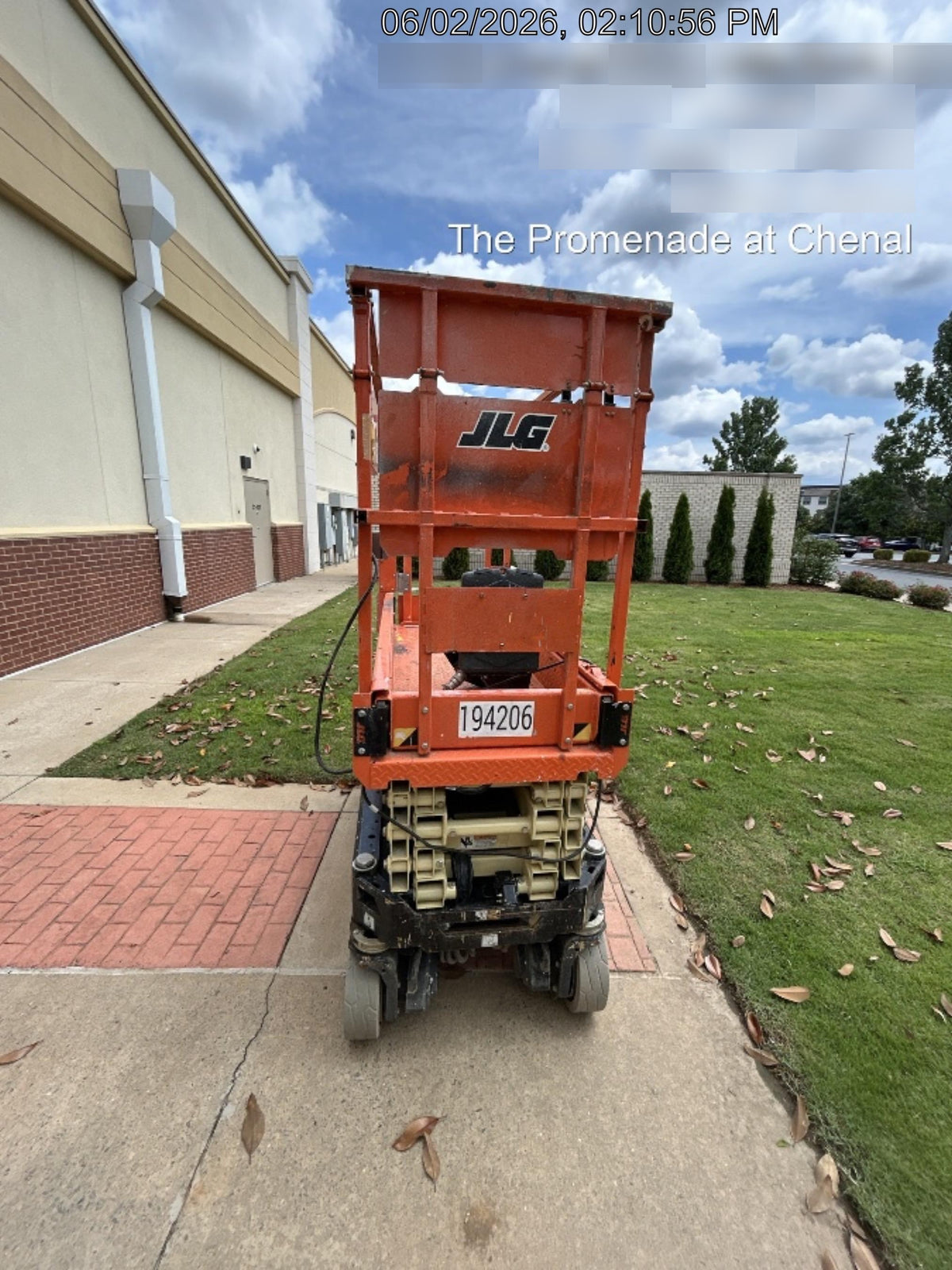 2021 JLG ES1932