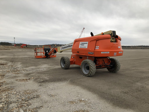 2019 JLG 660SJ
