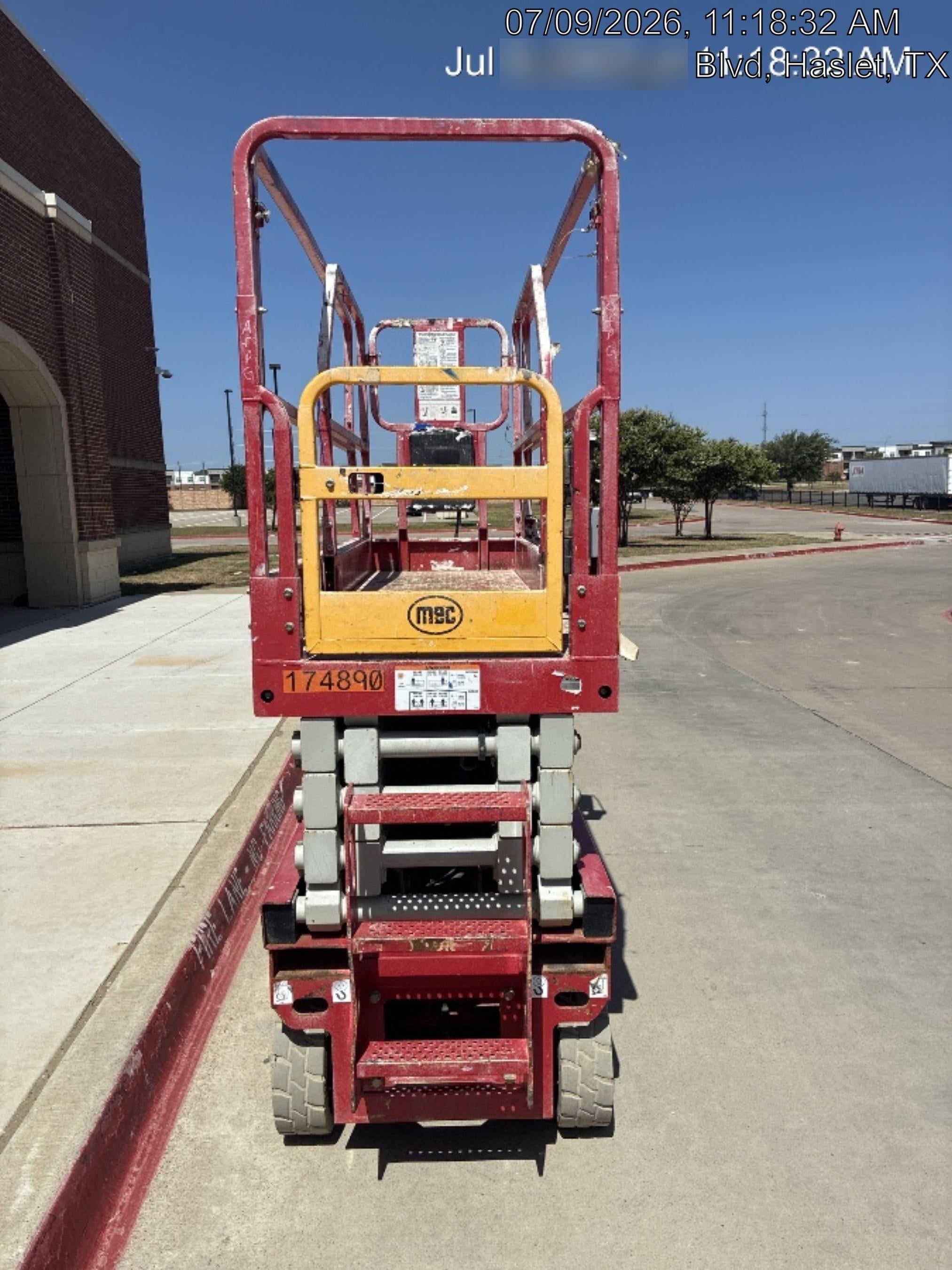 2021 MEC 2632SE