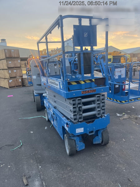 2022 GENIE GS-2632