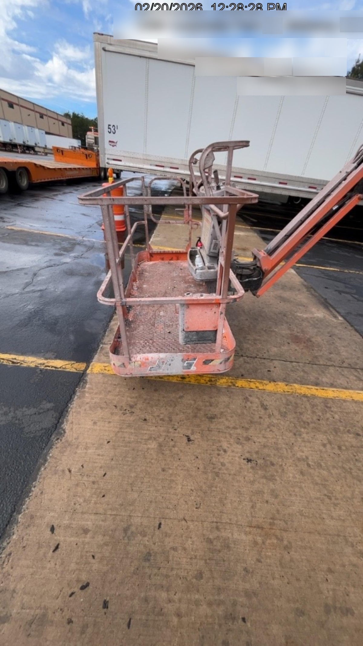 2022 JLG EC600SJ