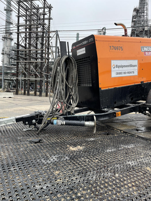 2021 Lincoln Electric Vantage 322 Vantage 322 Ready Pak 3 w/ Decals, ORANGE (includes trailer, cable rack, fender light kit) NO Telematics