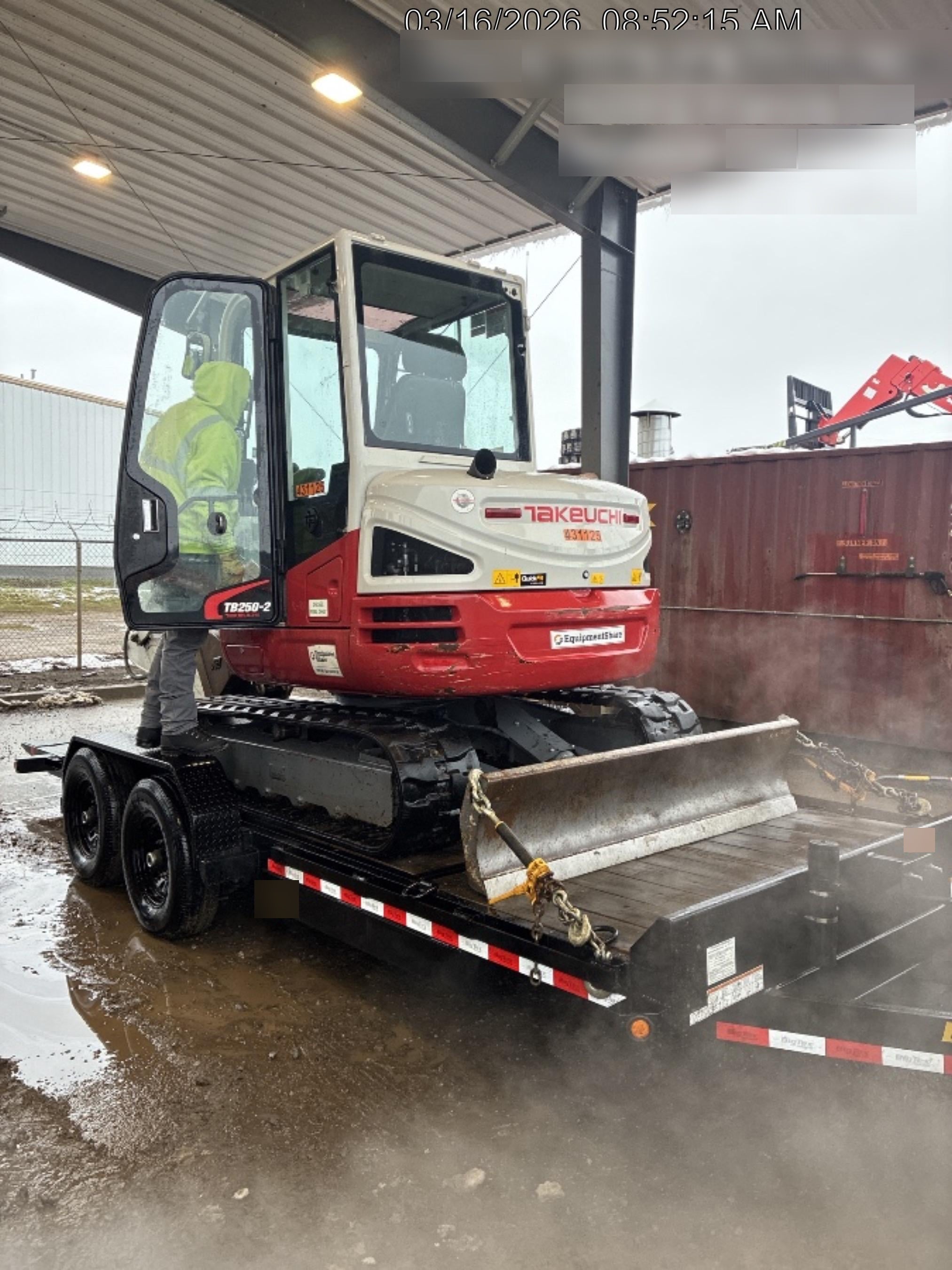 2024 TAKEUCHI TB250-2CR