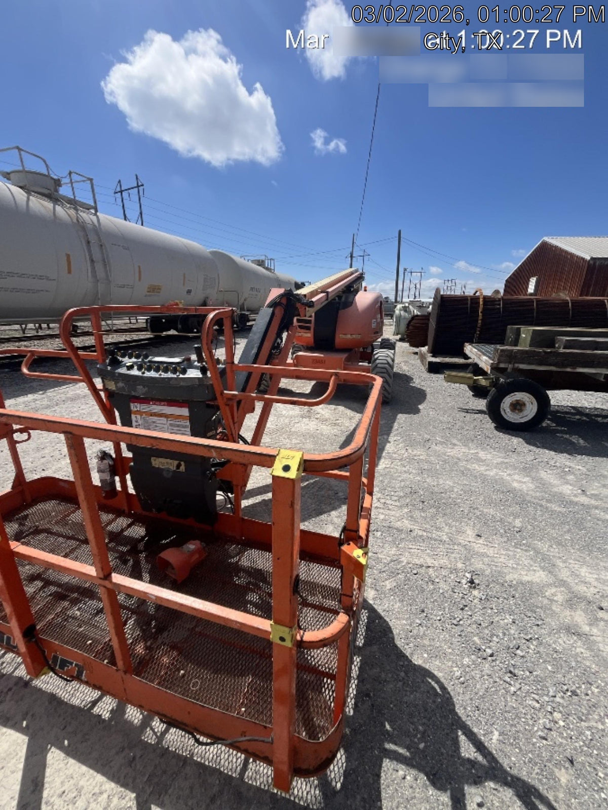 2019 JLG 600AJ