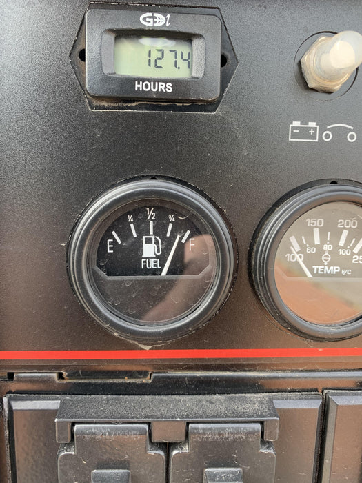 2021 Lincoln Electric Vantage 322 Vantage 322 Ready Pak 3 w/ Decals, ORANGE (includes trailer, cable rack, fender light kit) NO Telematics