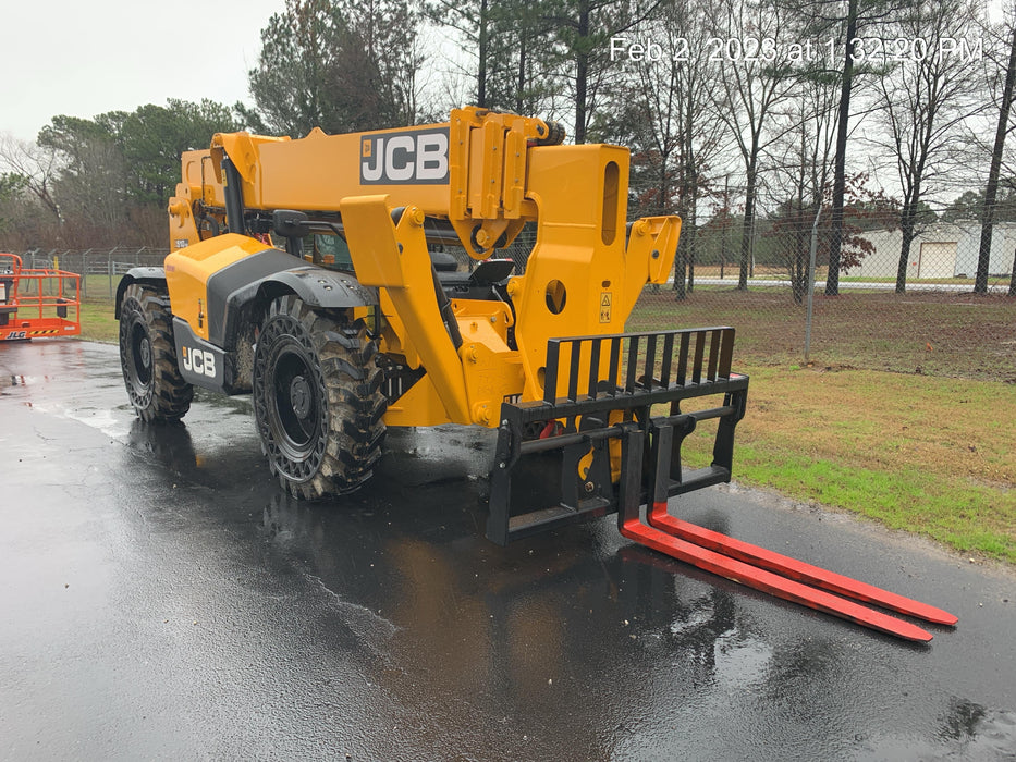 2023 JCB 510-56