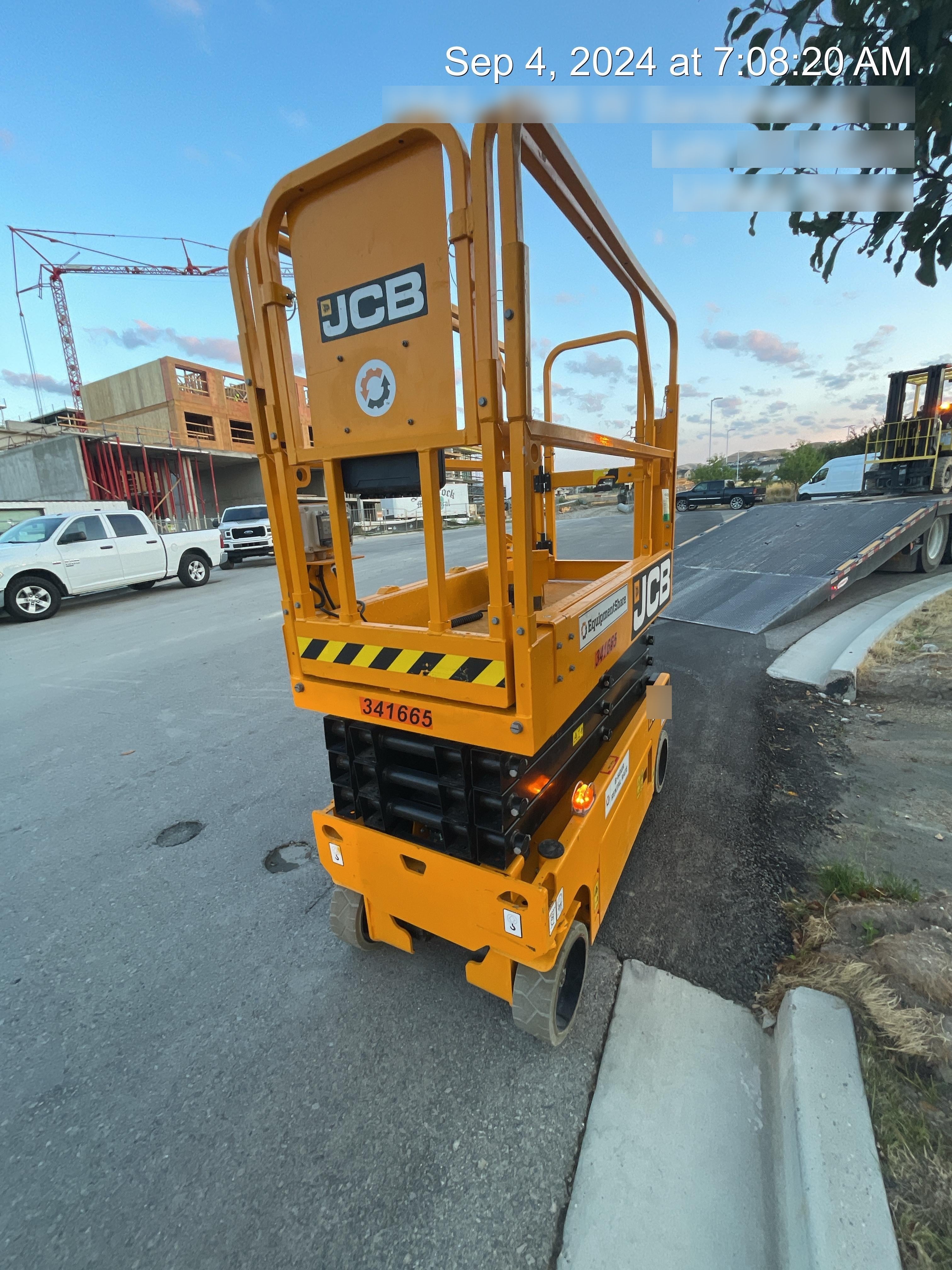 2023 JCB S1930E