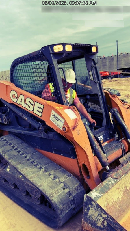 2018 CASE TV380