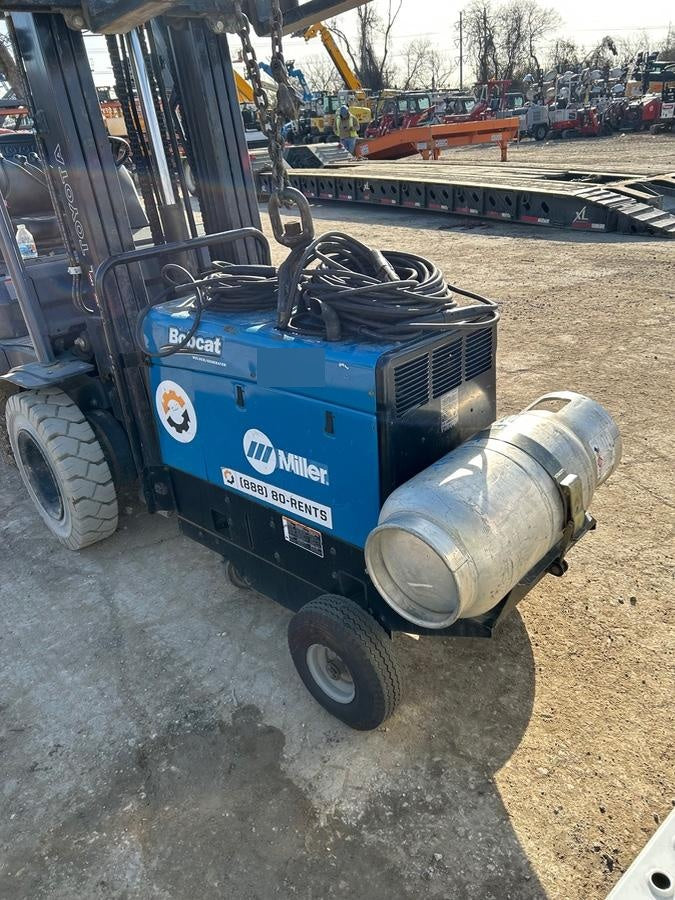 2019 Miller Electric BOBCAT 250 LP/Propane, Running Gear, Tank Bracket, Hose