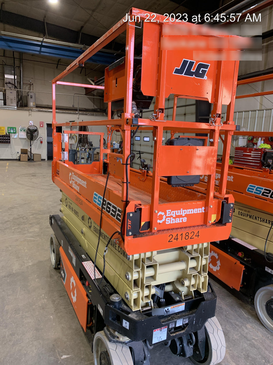 2022 JLG ES2632
