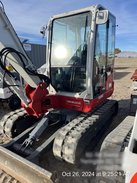 2022 TAKEUCHI TB250-2CR