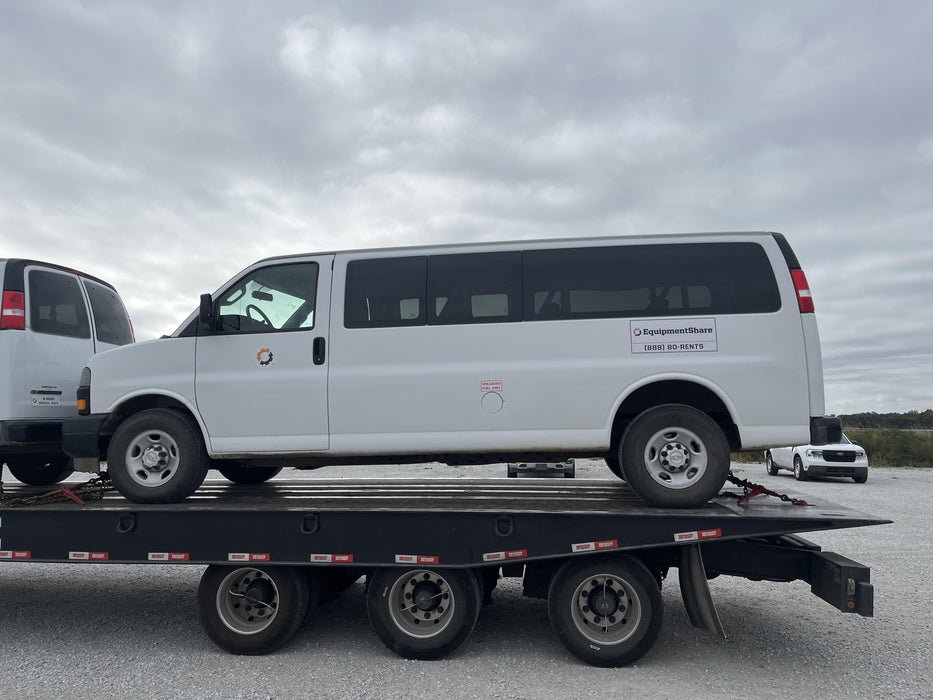 2023 CHEVROLET Express Van - Rental