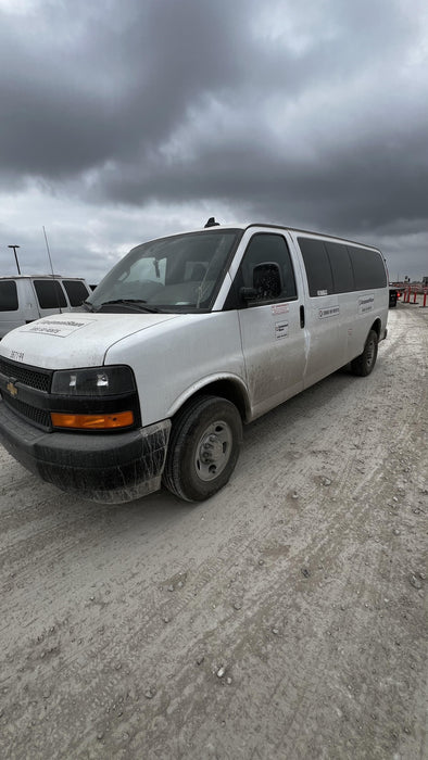 2023 CHEVROLET Express Van - Rental