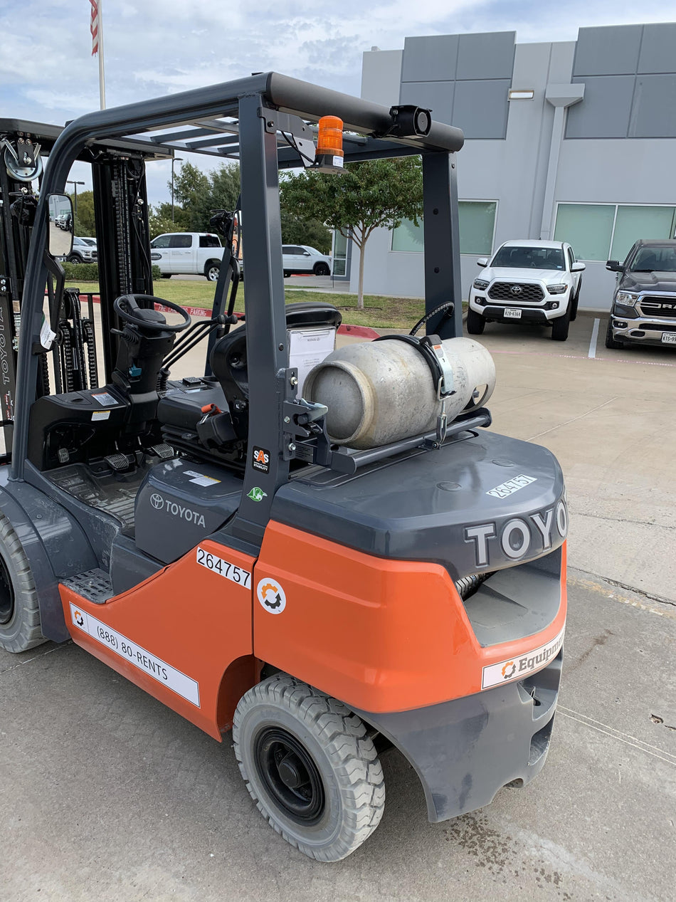 2022 TOYOTA 50-8FGU25