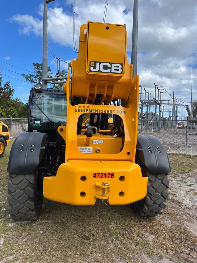 2025 JCB 512-56