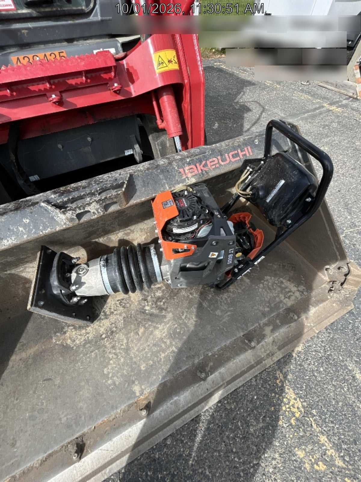 2024 HUSQVARNA LT6005