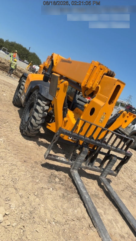2023 JCB 510-56