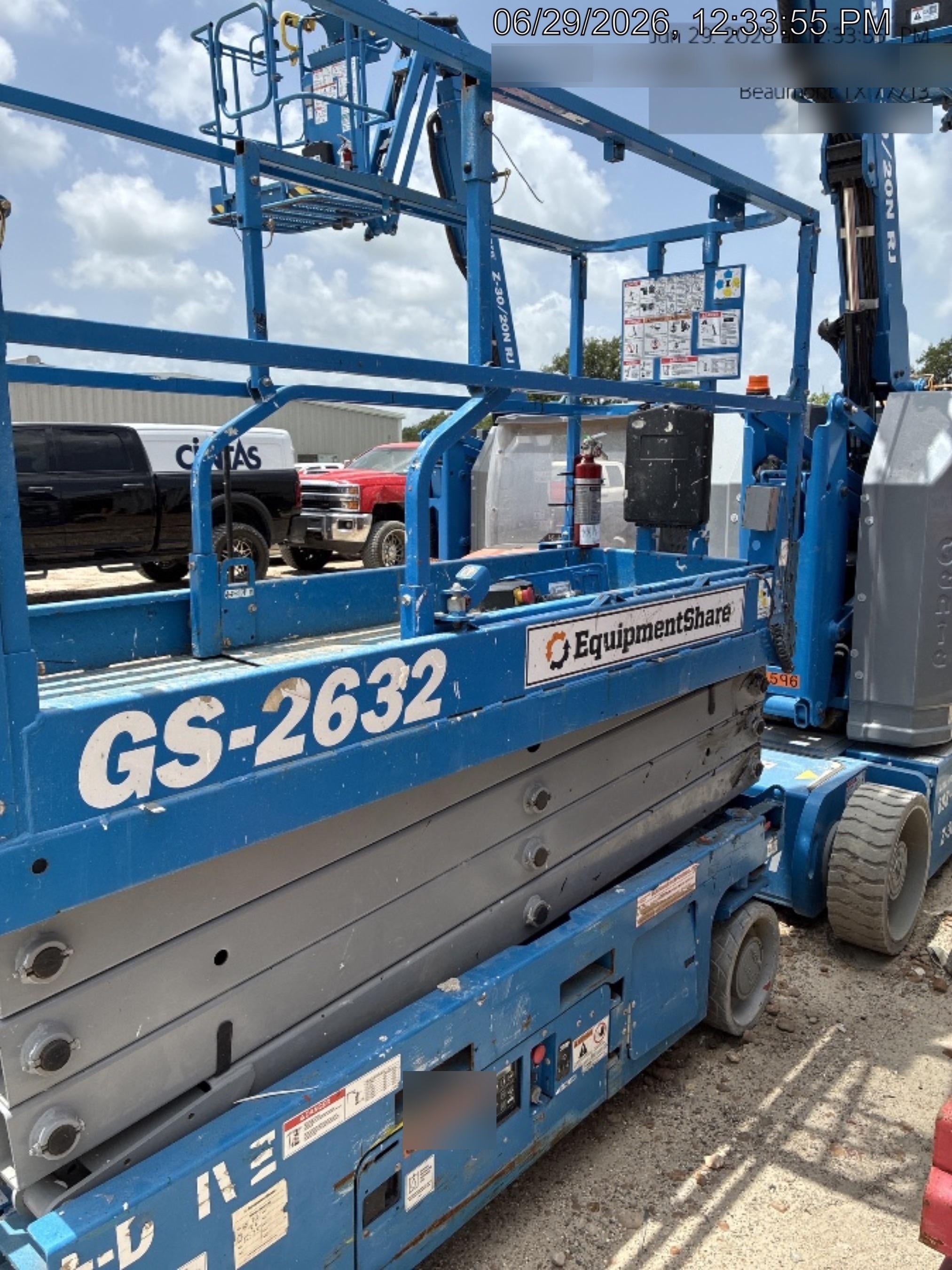 2023 GENIE GS-2632